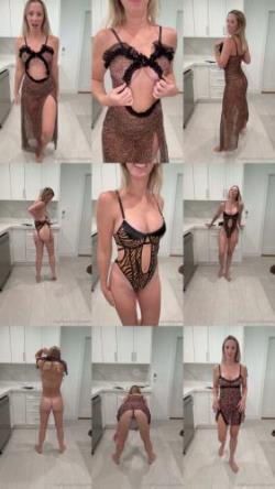 Vicky Stark - Try On [FullHD 1080P]  - OnlyFans