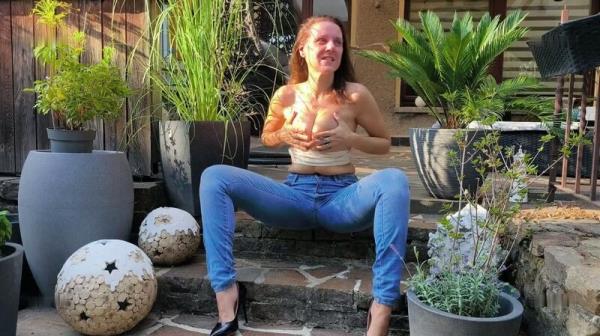 Celina-Ballerina - Geiler Natursekt in die Jeans.. endlich wieder einen Wunsch erf... [FullHD 1080P]  - MyDirtyHobby