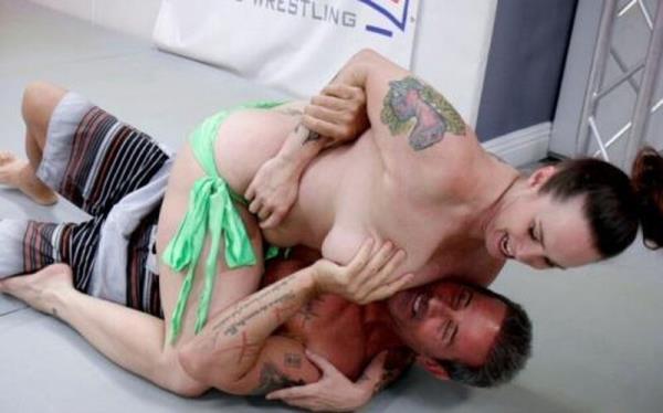 Bella Rossi - Bella Vs Rusty [FullHD 1080P]  - EvolvedFights