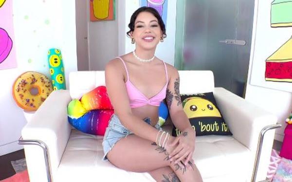 Nicole Luva - Curing Nicoluvas Urges [FullHD 1080P]  - DirtyAuditions