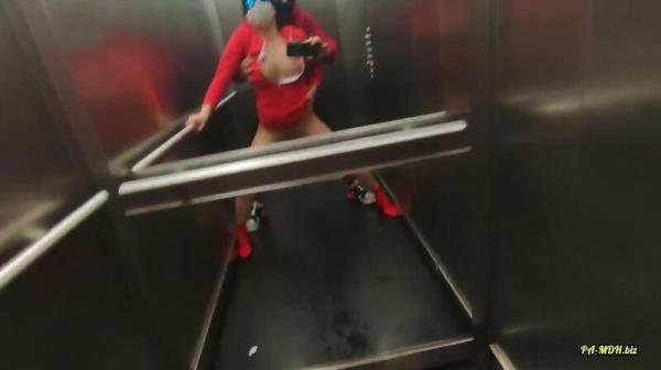 DedeDeville - Sehr riskanter sex in einem Aufzug mit der hei?en Nachbarin - Pisstrahl [HD 720P]  - MyDirtyHobby