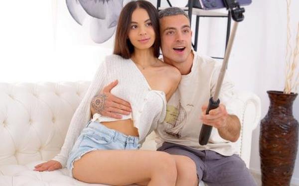 Eveline - Reaching Orgasm On Camera [FullHD 1080P]  - AnalBeauty