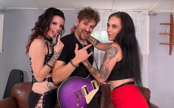 Velour Noir, Vanessa Therock - Sex And Squirt [FullHD 1080P]  - PegasProductions