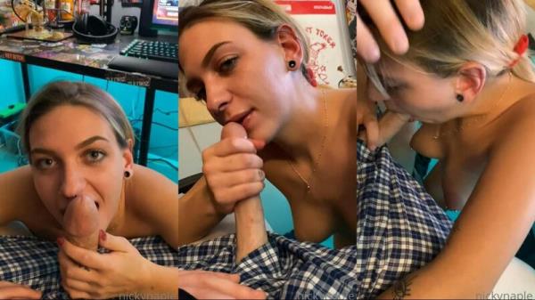 Nickynaple - POV Blowjob [SD 404P]  - OnlyFans