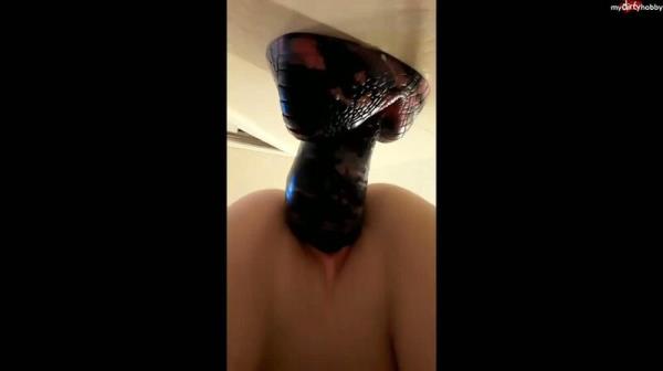 SinnlicheMona - Sinnliche Mona - Ein Ritt auf dem Drachendildo [HD 720P]  - MyDirtyHobby