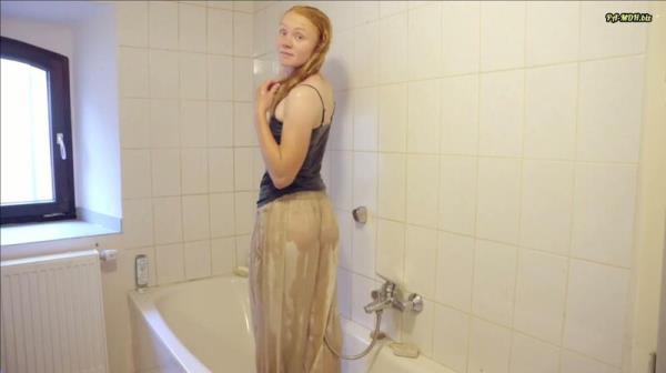 Gingercat-Phine - Ich dusche in Klamotten - Wird meine Hose durchsichtig [FullHD 1080P]  - MyDirtyHobby
