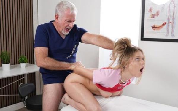 Coco Lovelock - Creampie For Coco [4K 2160P]  - BreedMe