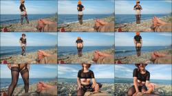 MrsLittleWhore - 505 Exhibitionistische Fremde verfuhren sich gegenseitig am Stran... [FullHD 1080P]  - MyDirtyHobby