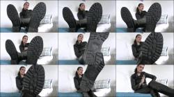 Lady_Victoria_Valente - Reinige Meine Profil Sohlen Mit Deiner Feuchten Zunge [FullHD 1080P]  - MyDirtyHobby