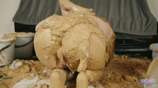 LyndraLynn - Stoffexperiment [FullHD 1080P]  - MyDirtyHobby