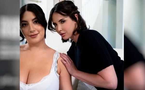 Casey Calvert, Sarah Arabic - Thanking Her For Her Service [FullHD 1080P]  - GirlsWay