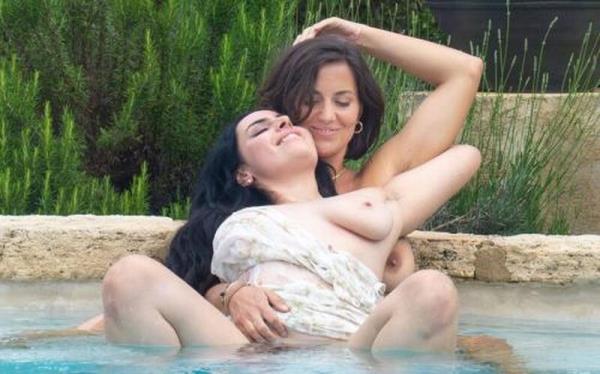 Maria Riot, Calita Fire - Tender Touch [FullHD 816P]  - FrolicMe