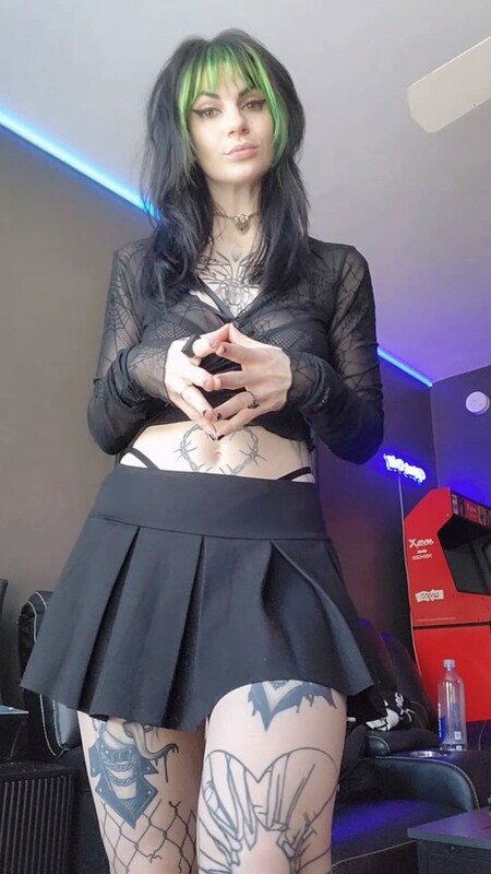 Prettyinpunk92 - Shut Your Brain Off and Let Me Take Control [FullHD 1080P]  