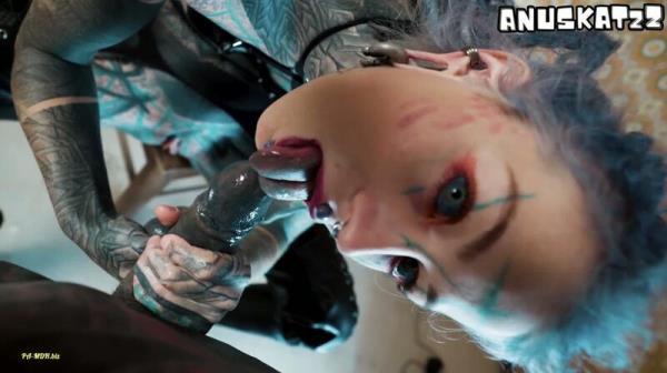 Anuskatzz - Tatowierter pornostar in high heels fingert sie anal und gibt einen bl... [FullHD 1080P]  - MyDirtyHobby