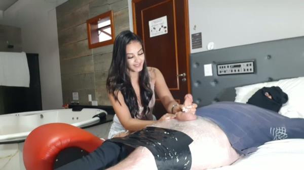 Hand And feet - Sharon femdom handjob [HD 720P]