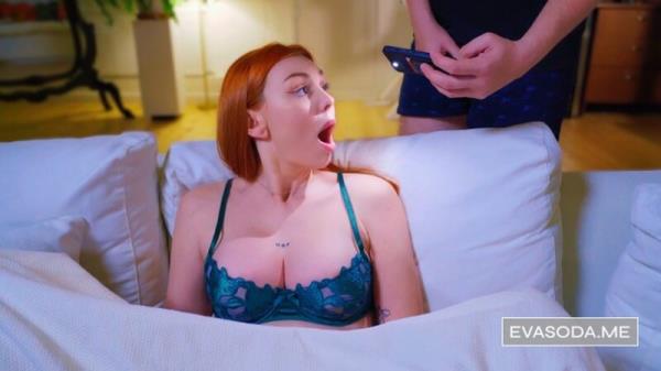 Eva Soda - I took a picture of my horny stepsister's pussy for my collection [FullHD 1080P]  