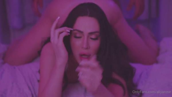 Aliyah Rose Purple Room BG Sextape With BBC [HD 720P]