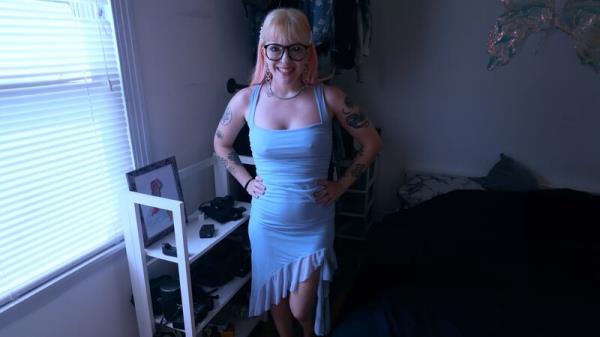 LilRedVelvet - Dinner with Mommy 4K [4K 2160P]  