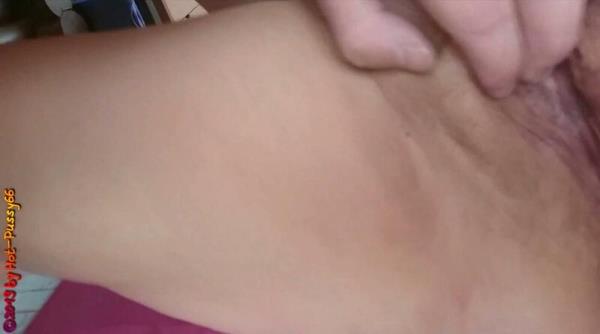 Hot-Pussy66 - Meine muschi wird im hof gefingert - nahaufnahme [FullHD 1080P]  - MyDirtyHobby