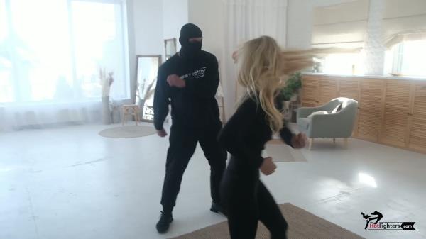 Mixfights - Michelle vs The Hero [FullHD 1080P]  