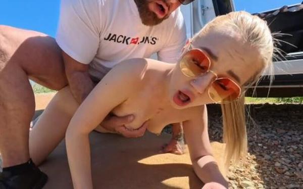 Dasha Dark - Young Sexy Girl Outdoor [FullHD 1080P]  - AnalVids
