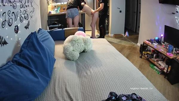 Voyeur-House - Dalila Tarico And Guest Girl Threesome Camshow In Livingroom 13.12.2025 Cam 3 [HD 720P]