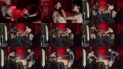 Mistress Lunatika - 2 Dommes 1 Object [HD 720P]  