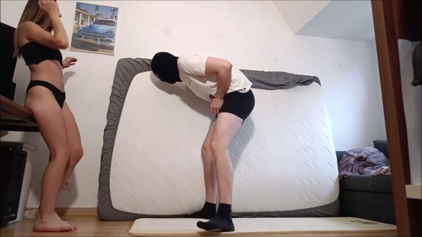 German Balls Busted - Barefoot Ballbusting In Bikini [FullHD 1080P]  