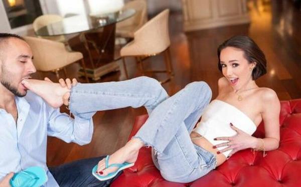 2Christina Sage - Appreciating The Beauty [FullHD 1080P]  - LoveHerFeet