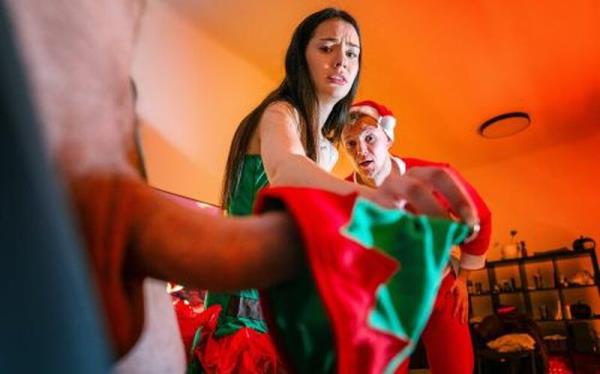 Matty - Santa Claus Is Comin� To Pound [FullHD 1080P]  - Hunt4K