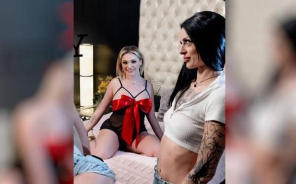 Gracie Gates, Tera Winters - Exit Strategy [FullHD 1080P]  - Wicked