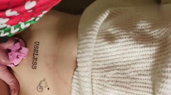 TV_Helena_Kimberly - Schone Bescherung - Statt Geschenke gibts die gerechte Strafe... [FullHD 1080P]  - MyDirtyHobby