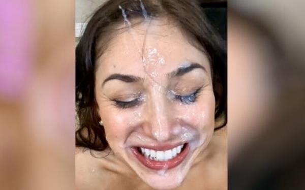 Alexa Chains - A Sweet And Lovable Nerd [FullHD 1080P]  - JesseloadsMonsterFacials