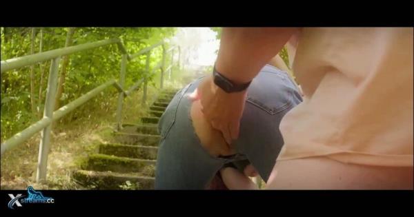 Anastasia20221 - Sex an der Treppe [SD 698P]  - MyDirtyHobby