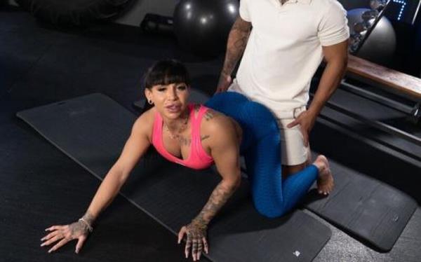 Valentina Coppola - Big Ass Aerobics [FullHD 1080P]  - FitnessRooms