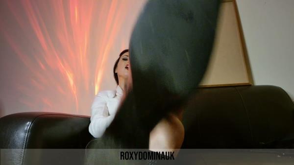 RoxyDominaUK - Miss Domina - You're going to be the dirty boot licking and sniffing boy [FullHD 1080P]