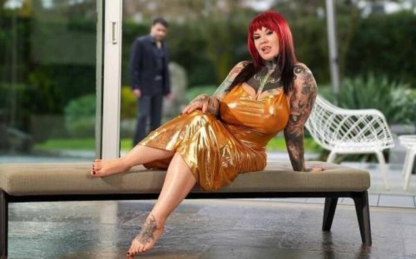 Sabien Demonia - Finding Comfort [FullHD 1080P]  - LoveHerFeet