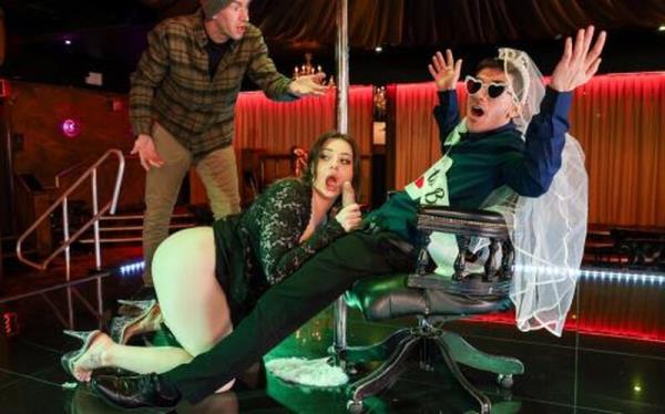 Luna Doll - The Stag [FullHD 1080P]  - BrazzersExxtra