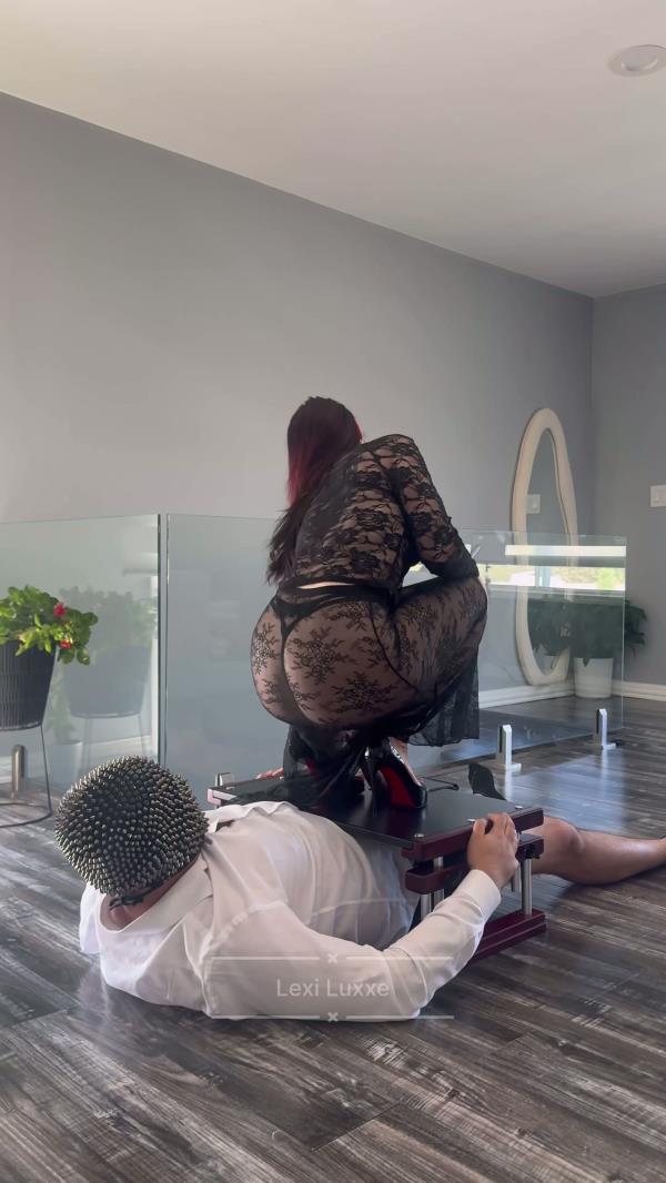 Lexi Luxxe - The Weight of My Power [4K 2160P]  