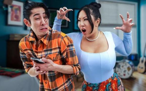 Connie Perignon - Don�t Be A Fucking Whimp! [FullHD 1080P]  - TigerMoms