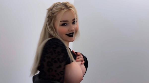 Blondessa - Goth girl teases with her pussy in the entryway! SHE'S ASKING FOR ANAL! [FullHD 1080P]  