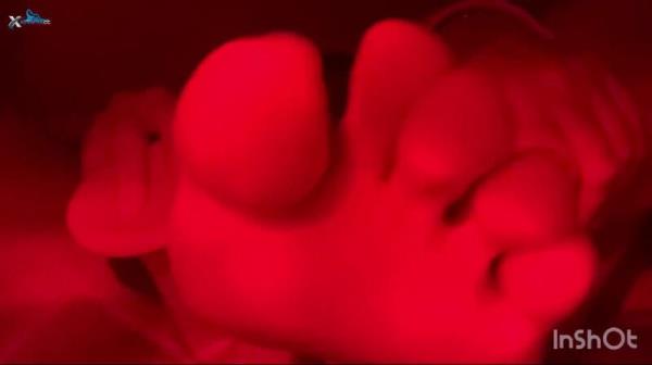 KapkanAruniCouple - Kleine Stiefschwester Bereitet Ihre Pussy Vor [FullHD 1080P]  - MyDirtyHobby