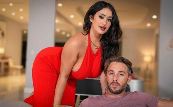 Nia Bleu - Simple Distraction [FullHD 1080P]  - LoveHerFilms