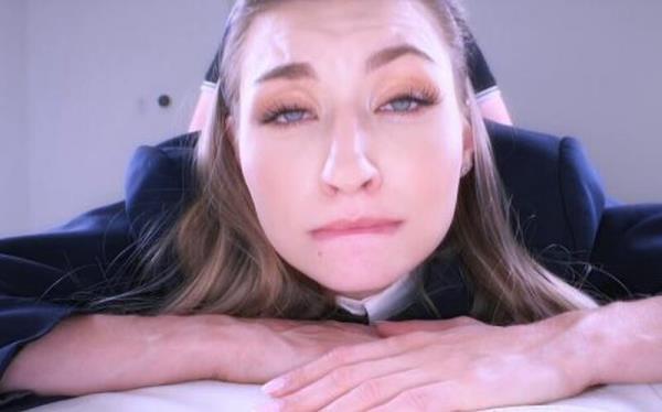 Emma Sirus - A Hot Swallow Lesson [FullHD 1080P]  - AmateurAllure