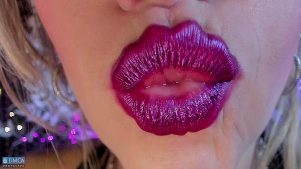 Petite Mercy - Purple Metallic Liquid Lipstick [4K 2160P]  