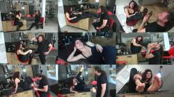 Umiliazioni Italiane - Gabriel Galli - After The Concert Only Foot Fetish Scene [HD 720P]  