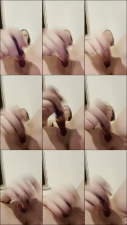 Leni_Jung - Ich bin verdammt geil 18 Jahre alt [FullHD 1080P]  - MyDirtyHobby