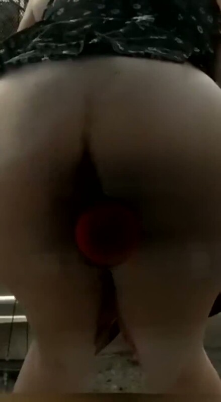 KawaiiiKohai - Schlampe liebt es auf dem Balkon zu masturbieren [HD 720P]  - MyDirtyHobby