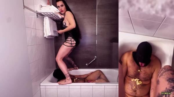 MissAlessaMilano - Peitsche Menschlicher Aschenbecher - Natursekt [FullHD 1080P]  - MyDirtyHobby