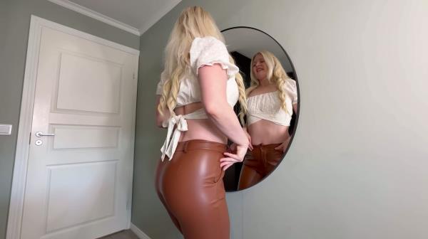 The Fart World - Unreal Introducing Miss Yozilla [FullHD 1076P]  